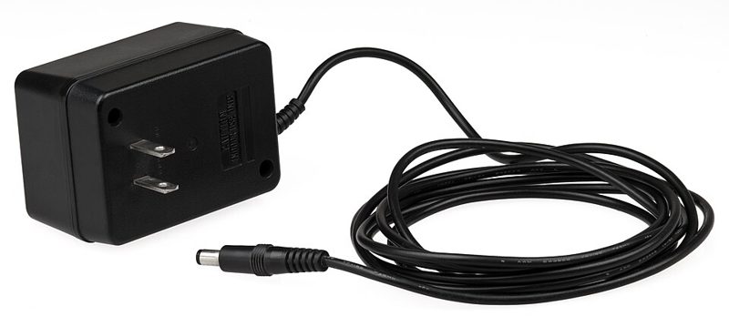Duvar tipi güç adaptörü 12 V